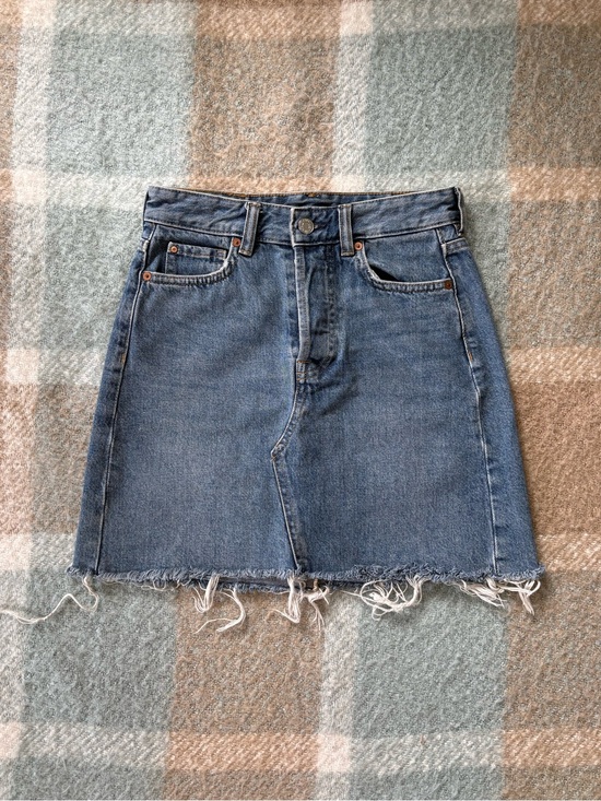 & denim Dresses & Skirts - Denim Frayed Hem Mini Skirt